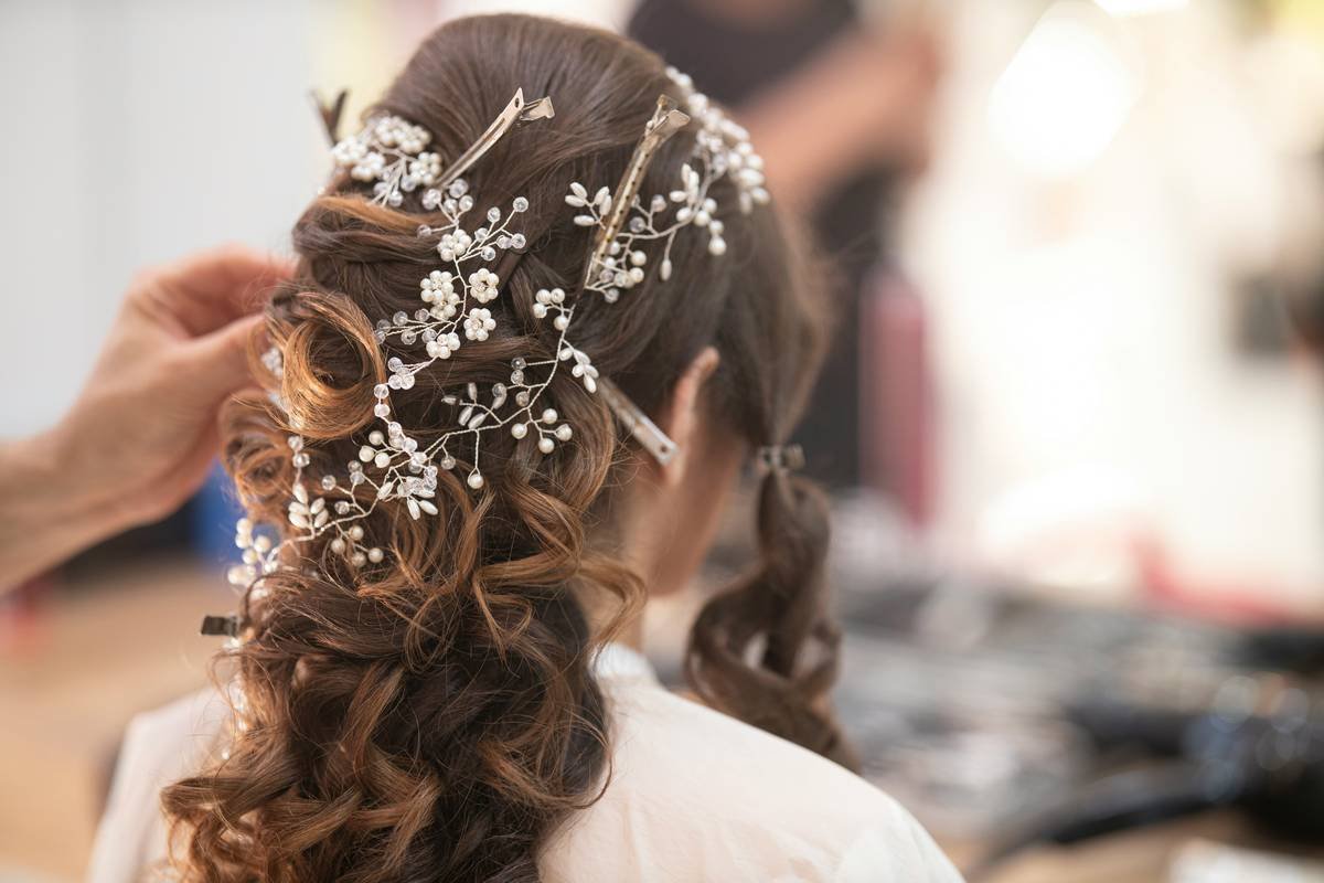 How to Achieve a Stylish Finish with Hair Caps—Without Sacrificing Function for Fashion